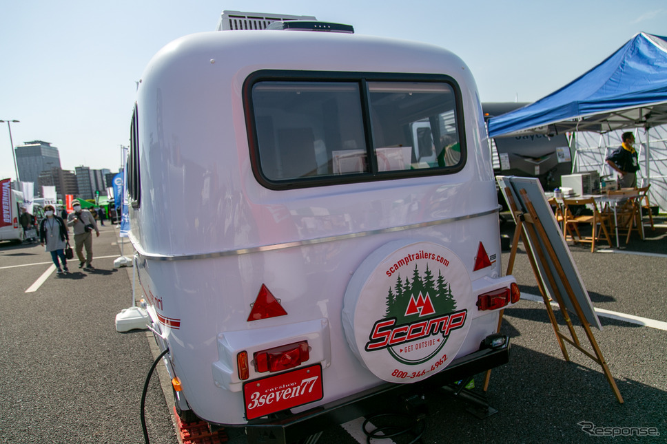 初めての車中泊に最適な「ちょうどいいサイズ」のバンコン&トレーラーをカーショップスリーセブンが出展…神奈川キャンピングカーフェア