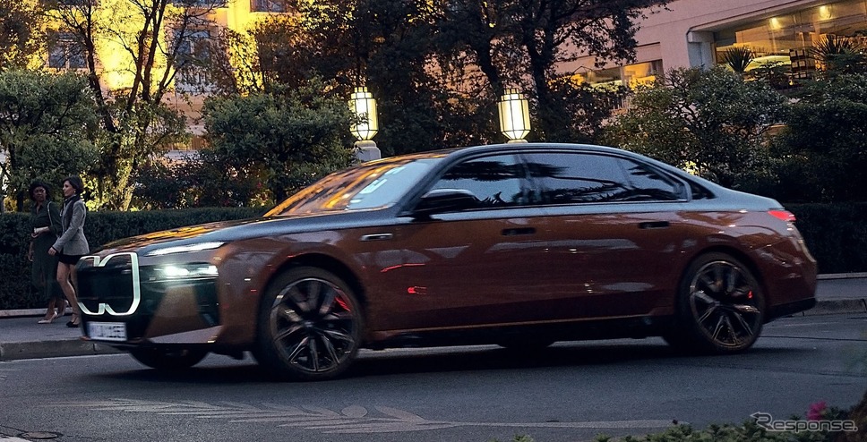 BMW i7 の「M70 xDrive」《photo by BMW》