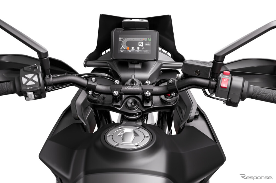 KTM 890SMT《写真提供 KTM》