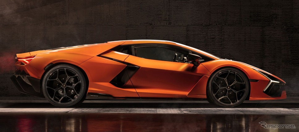 ランボルギーニ・レヴエルト《photo by Lamborghini》