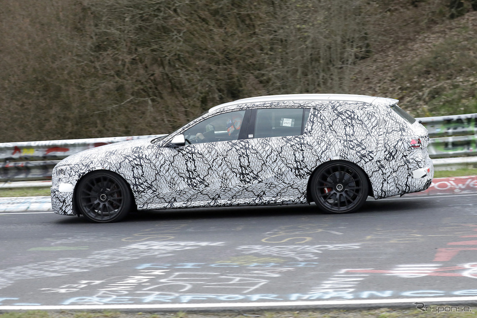 メルセデス AMG E53 ステーションワゴン 次期型プロトタイプ(スクープ写真)《APOLLO NEWS SERVICE》