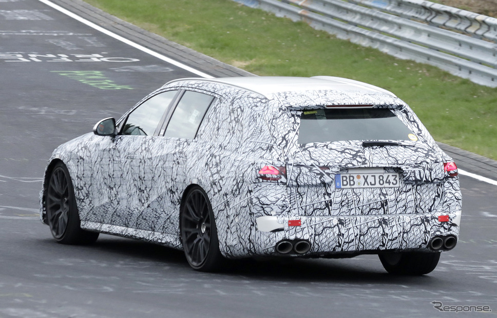 メルセデス AMG E53 ステーションワゴン 次期型プロトタイプ(スクープ写真)《APOLLO NEWS SERVICE》