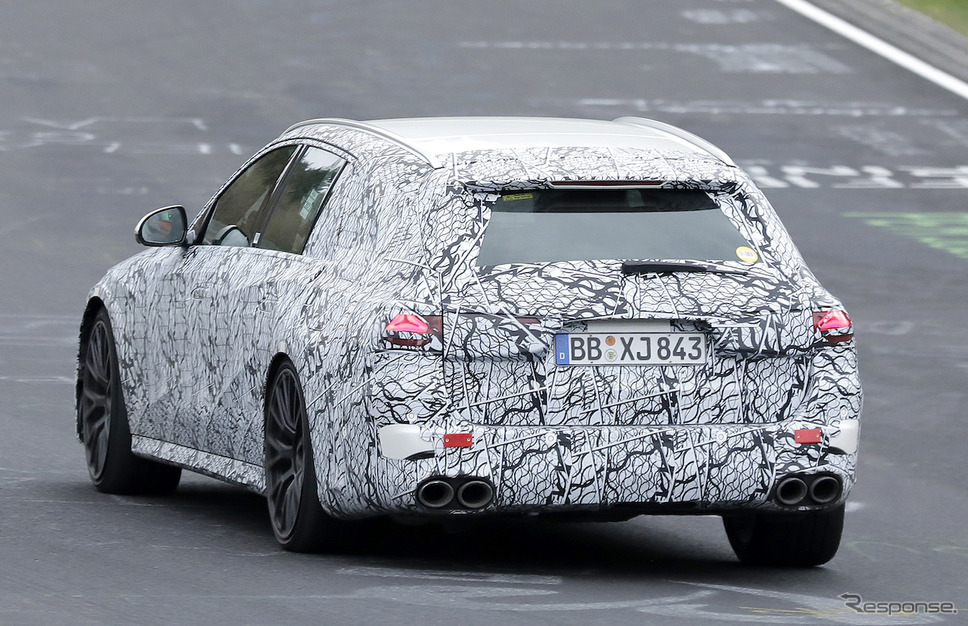 メルセデス AMG E53 ステーションワゴン 次期型プロトタイプ(スクープ写真)《APOLLO NEWS SERVICE》