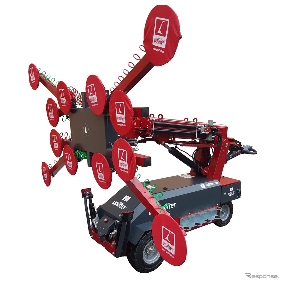 アクティオ量物吸着搬送機械グラスワーカー(建設・測量生産性向上展2023出展予定)《写真提供 アクティオ》