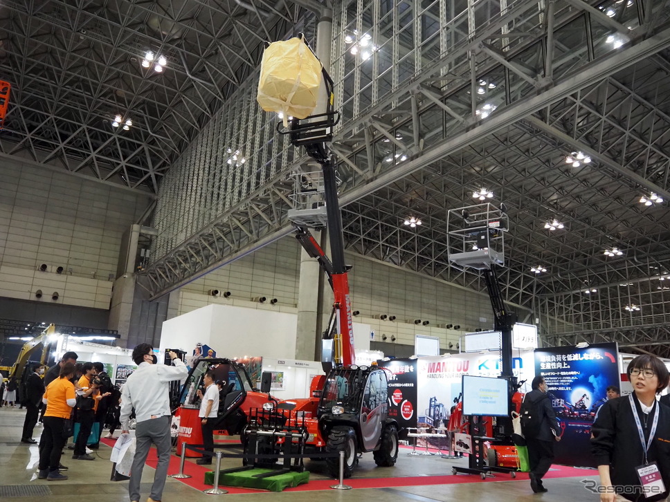 マニトウジャパン(建設・測量生産性向上展2023)《写真撮影 高木啓》