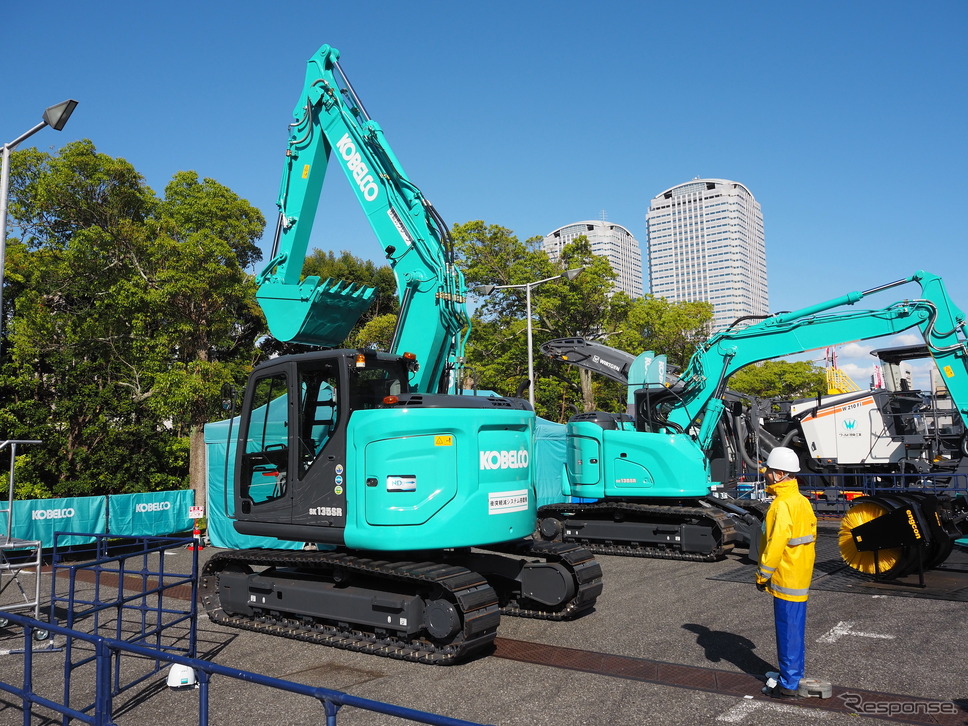 コベルコ建機(建設・測量生産性向上展2023)《写真撮影 高木啓》
