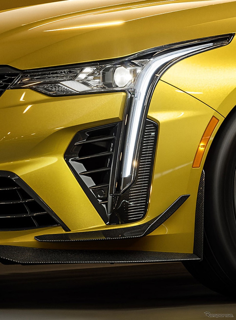 キャデラック CT4-V ブラックウィング の「Vシリーズ」20周年記念車《photo by Cadillac》