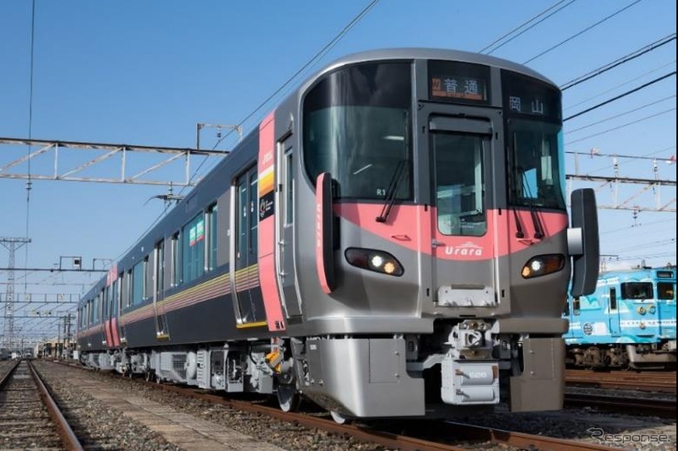 227系「Urara」のエクステリア。《写真提供 西日本旅客鉄道》