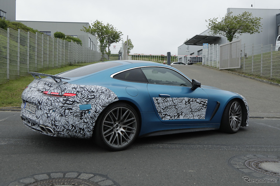 メルセデス AMG GT S E Performance プロトタイプ(スクープ写真)《APOLLO NEWS SERVICE》