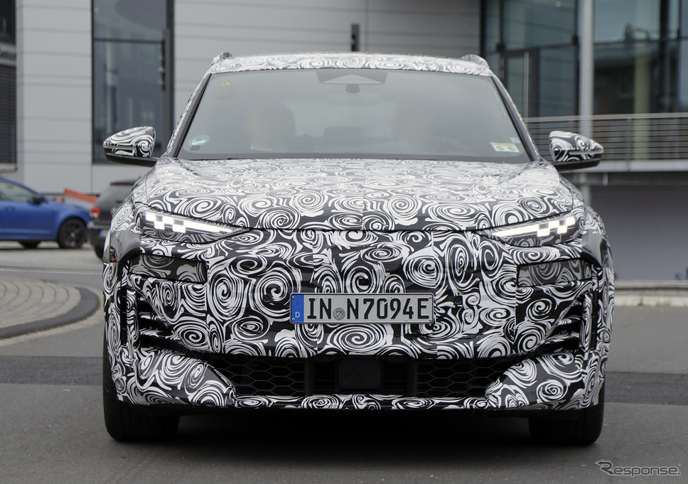 アウディ SQ6 e-tron 市販型プロトタイプ スクープ写真《APOLLO NEWS SERVICE》