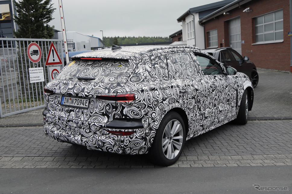 アウディ SQ6 e-tron 市販型プロトタイプ スクープ写真《APOLLO NEWS SERVICE》