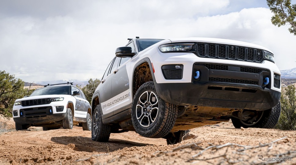 ジープ・グランドチェロキー 新型の「4xe」ベースのオフロード自動運転技術搭載プロトタイプ《photo by Jeep》