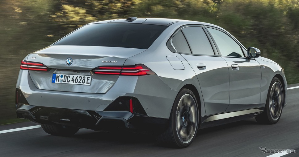 BMW i5 の「eDrive40」《photo by BMW》