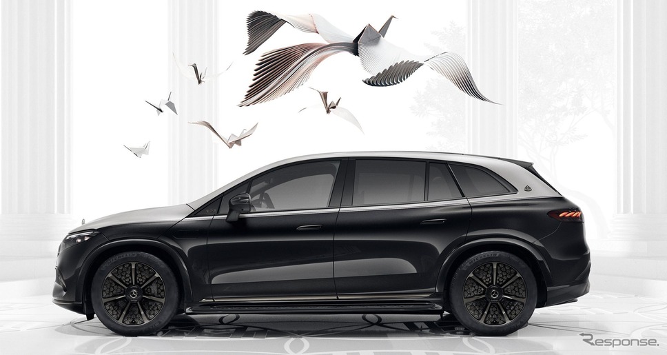 メルセデス・マイバッハ EQS SUV の「ナイトシリーズ」《photo by Mercedes-Benz》