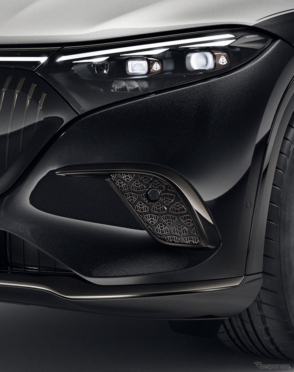 メルセデス・マイバッハ EQS SUV の「ナイトシリーズ」《photo by Mercedes-Benz》