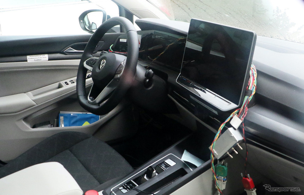 VW ゴルフ 改良新型プロトタイプ(スクープ写真)《APOLLO NEWS SERVICE》