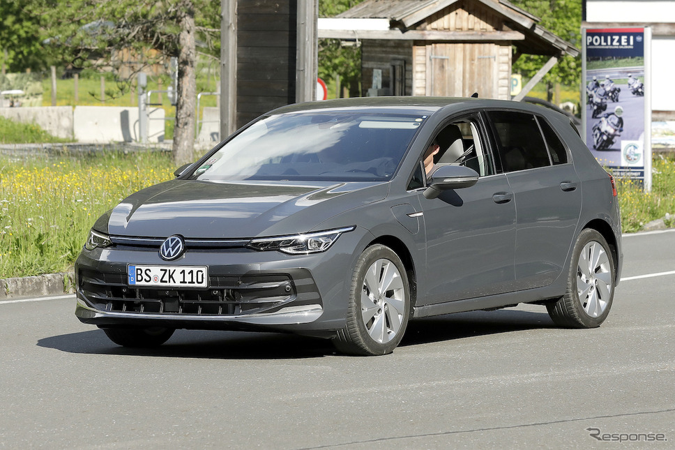 VW ゴルフ 改良新型プロトタイプ(スクープ写真)《APOLLO NEWS SERVICE》