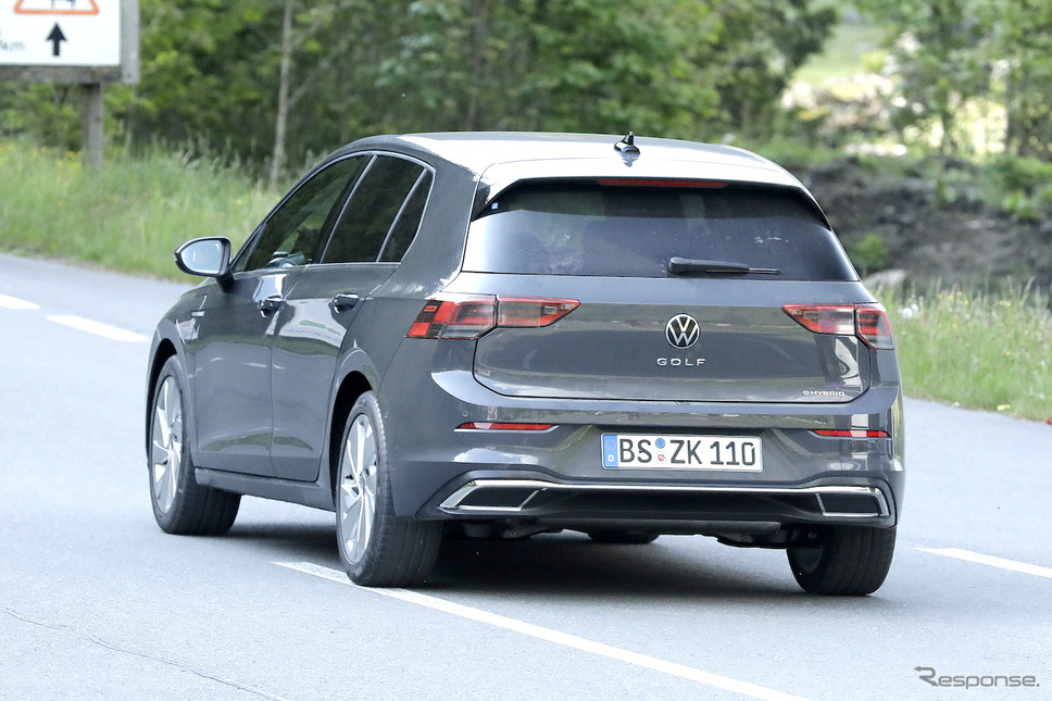 VW ゴルフ 改良新型プロトタイプ(スクープ写真)《APOLLO NEWS SERVICE》