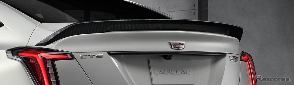 キャデラック CT5-V ブラックウィング の「Vシリーズ」20周年記念車《photo by Cadillac》