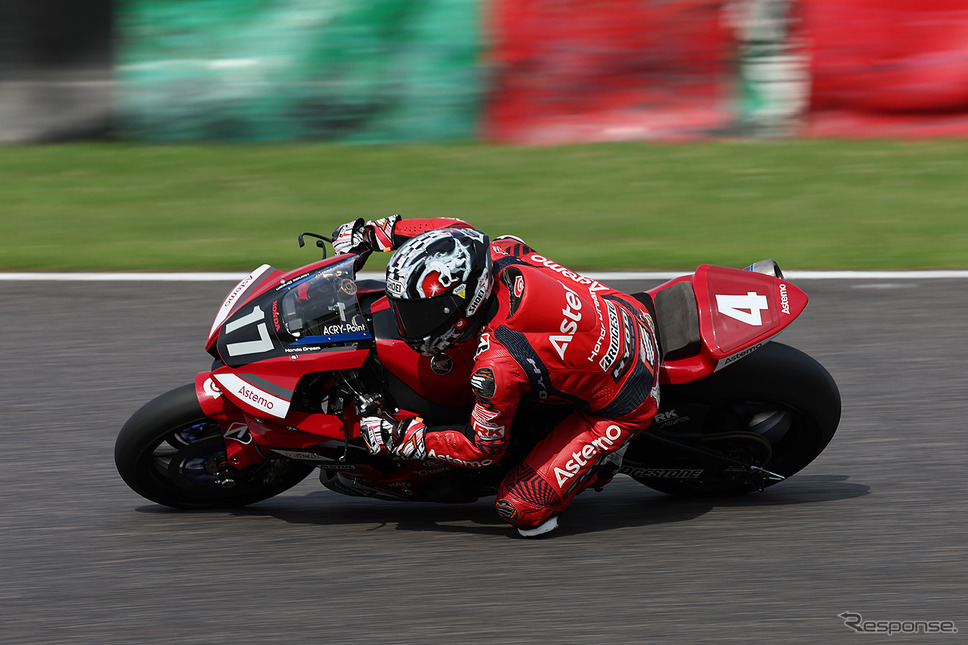 総合4番手のAstemo Honda Dream SI Racing(渡辺一馬/作本輝介/水野涼)《撮影 竹内英士》