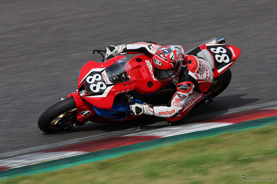 総合6番手タイムのHonda Asia-Dream Racing with SHOWA(ザクワン・ザイディ/アンディ・ファリド・イズディハール/ナカリン・アティラットプワパット)《撮影 竹内英士》