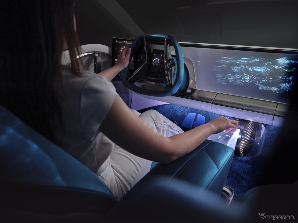 DSの次世代車のインテリアを提示した「M.i.21」《photo by DS》
