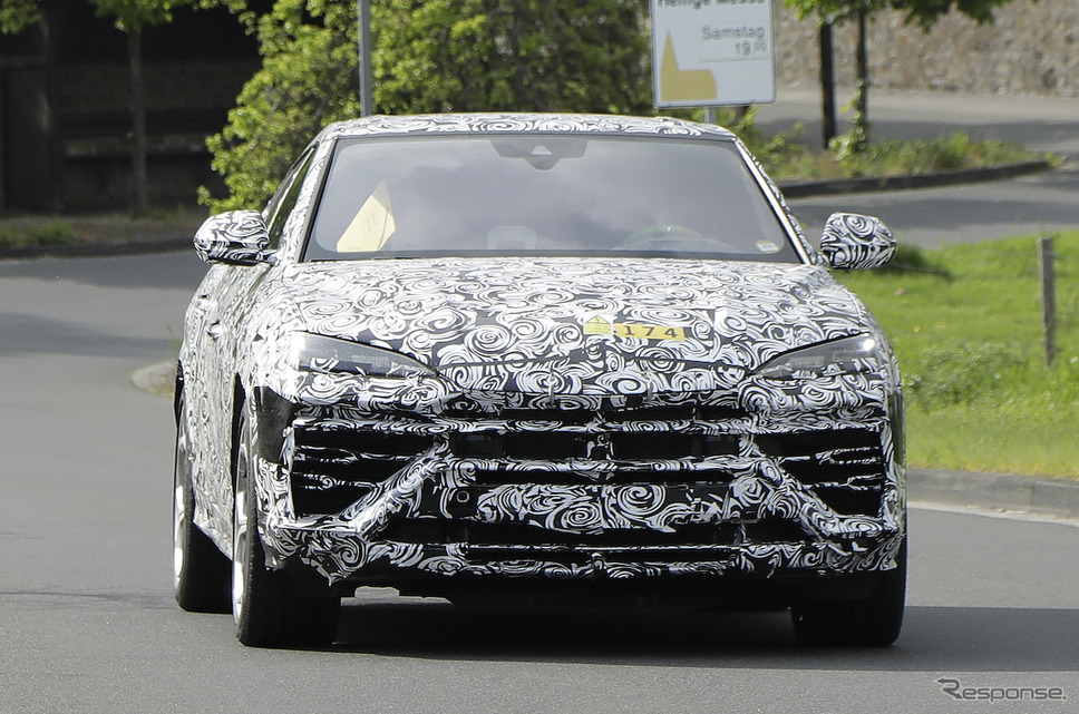 ランボルギーニ ウルス PHEV プロトタイプ(スクープ写真)《APOLLO NEWS SERVICE》