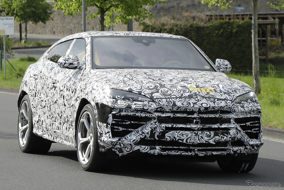 ランボルギーニ ウルス PHEV プロトタイプ(スクープ写真)《APOLLO NEWS SERVICE》