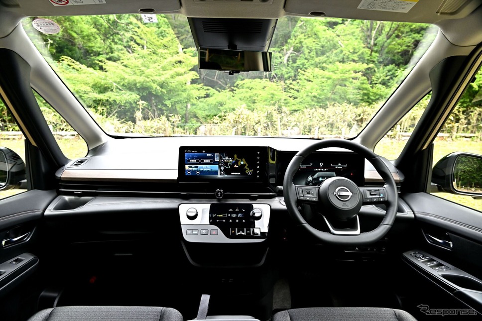 日産 セレナ e-POWER ハイウェイスターV(ボディカラー:利休)《写真撮影 雪岡直樹》
