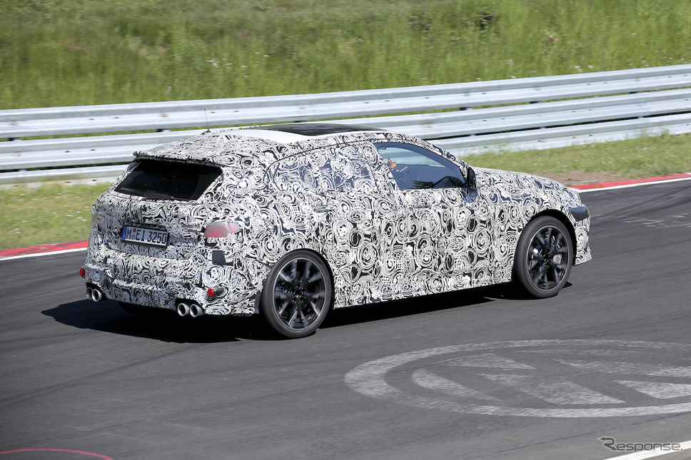 BMW 1シリーズ プロトタイプ(スクープ写真)《APOLLO NEWS SERVICE》
