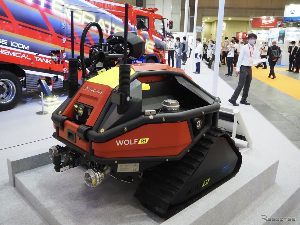 多目的消防戦術ロボットWolf R1（東京国際消防防災展2023）《写真撮影 高木啓》