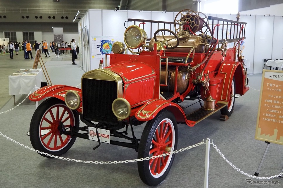 T型フォード消防ポンプ自動車、1920年（東京国際消防防災展2023）《写真撮影 高木啓》