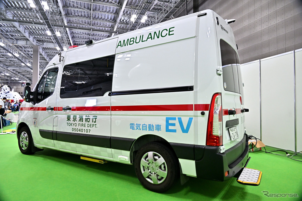 東京消防庁日産NV400救急車（東京国際消防防災展2023）《写真撮影 雪岡直樹》