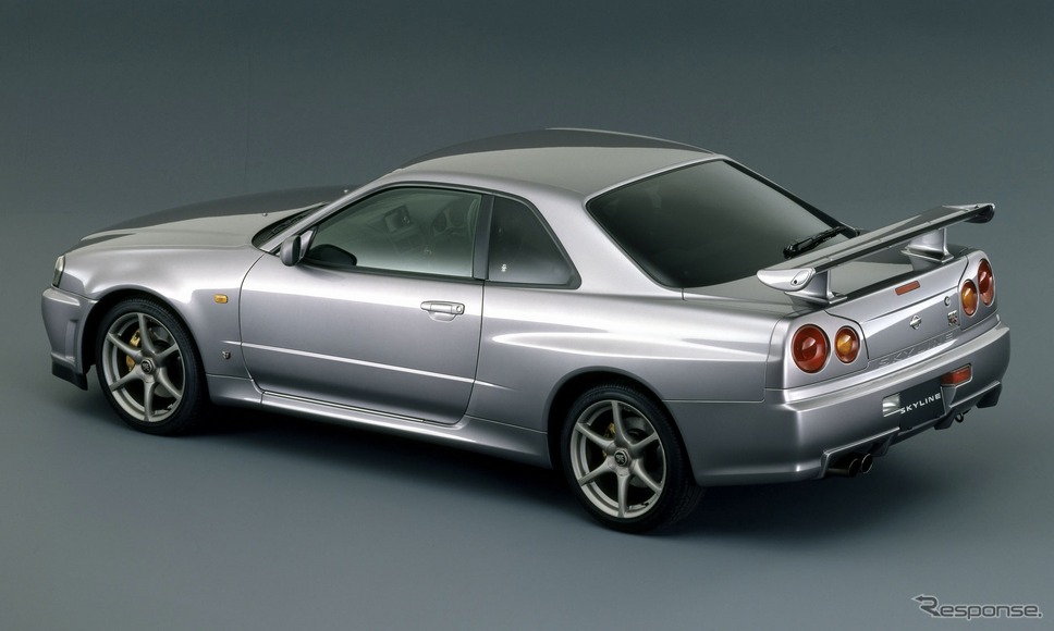 日産スカイラインGT-R R34《写真提供 日産自動車》