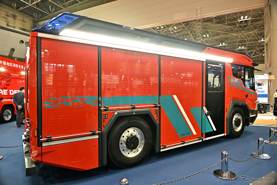 ローゼンバウアーRT(東京国際消防防災展2023)《写真撮影 雪岡直樹》