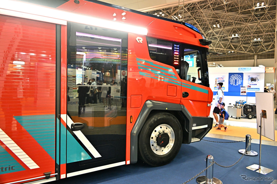 ローゼンバウアーRT(東京国際消防防災展2023)《写真撮影 雪岡直樹》