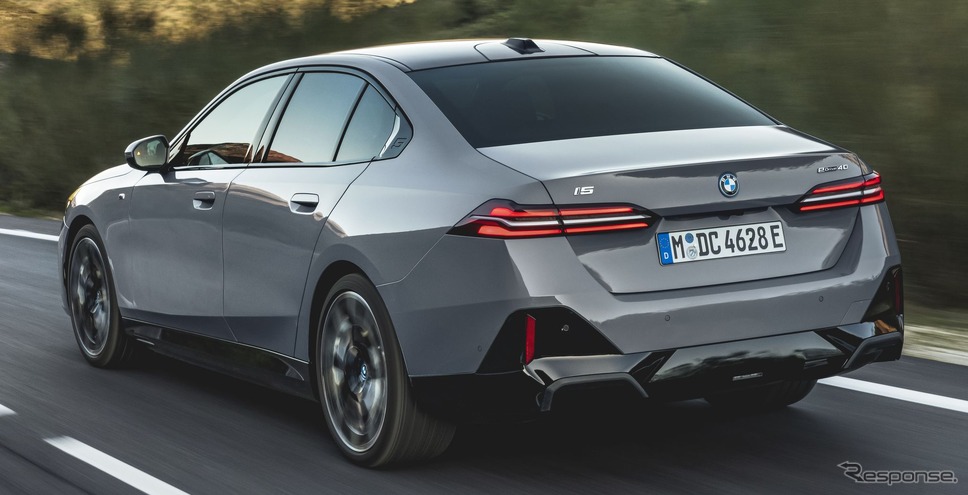 BMW i5 の「eDrive40」《photo by BMW》