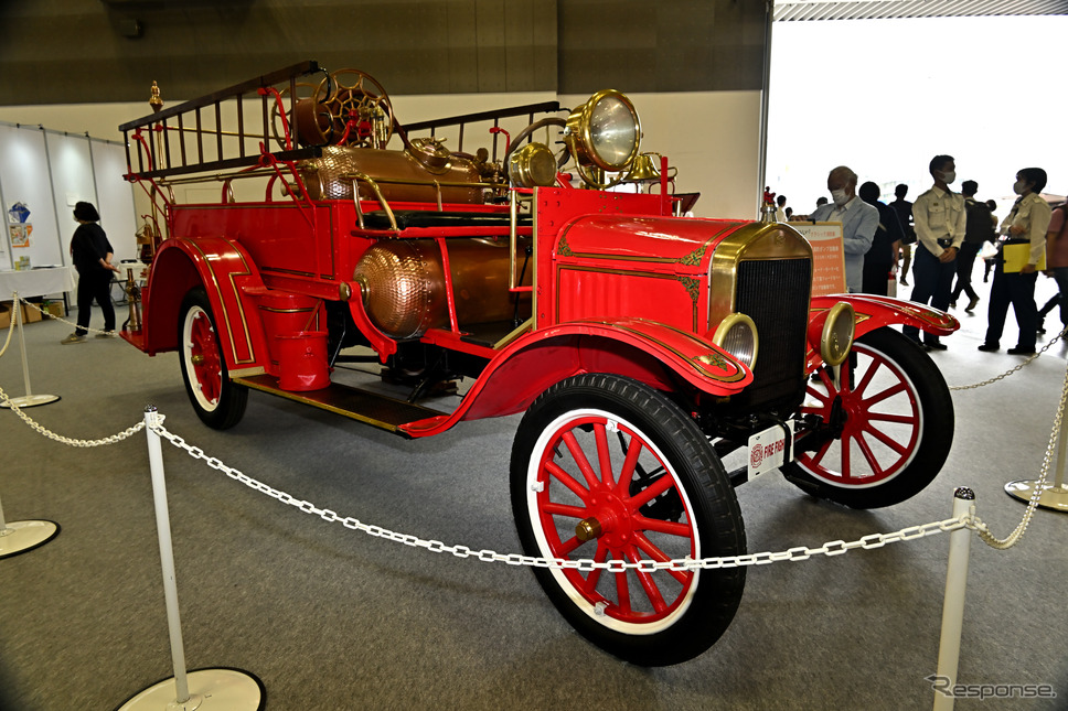 フォード「T型」消防ポンプ車(1920年製。東京国際消防防災展2023)《写真撮影 雪岡直樹》