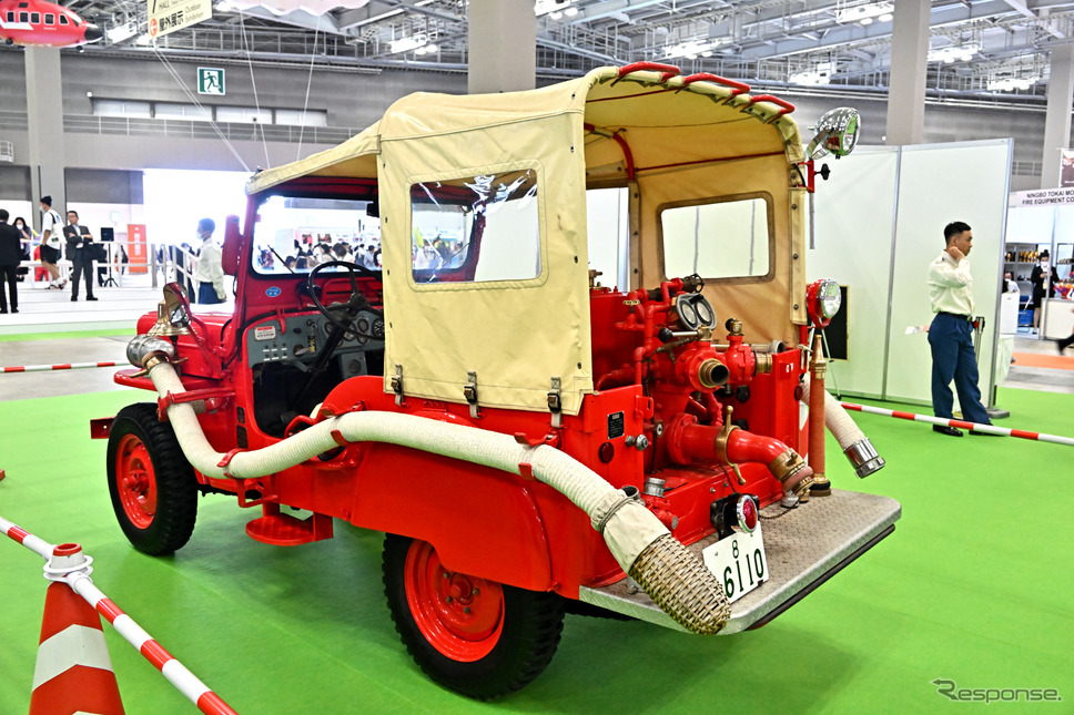 三菱ウィリスCJ-3B消防ポンプ車“じぷた”仕様(東京国際消防防災展2023)《写真撮影 高木啓》