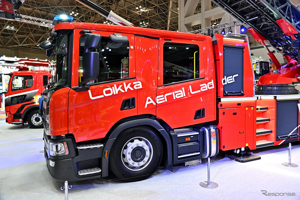 モリタ・ロイカ・エアリアルラダー(東京国際消防防災展2023)《写真撮影 雪岡直樹》