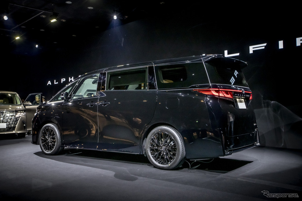トヨタ ヴェルファイア Z Premier 2.4Lターボ《写真撮影 山内潤也》