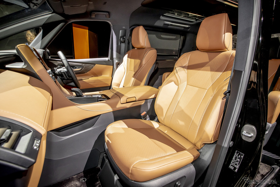 トヨタ ヴェルファイア Z Premier 2.4Lターボ《写真撮影 山内潤也》