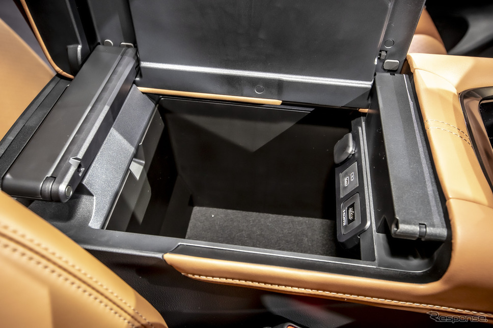 トヨタ ヴェルファイア Z Premier 2.4Lターボ《写真撮影 山内潤也》