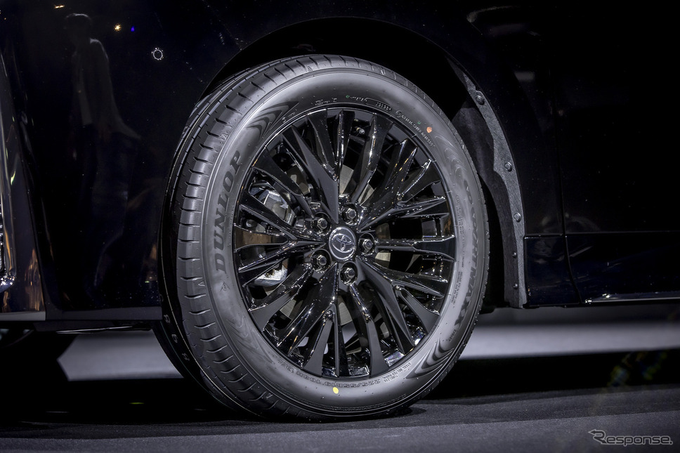 トヨタ ヴェルファイア Z Premier 2.4Lターボ《写真撮影 山内潤也》