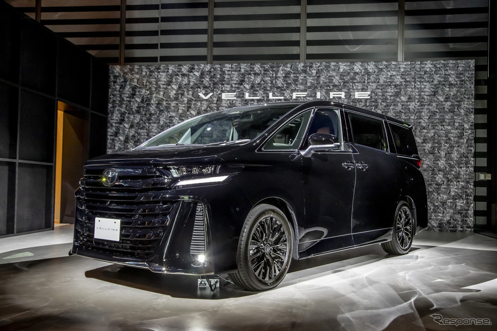 トヨタ ヴェルファイア エグゼクティブラウンジ 2.4Lターボエンジン《写真撮影 山内潤也》