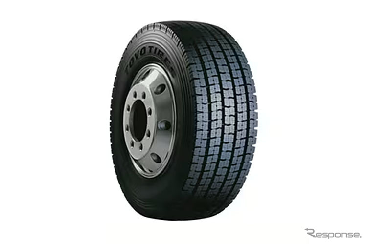 トラック・バス用スタッドレスタイヤ「M939」《写真提供:TOYO TIRE》