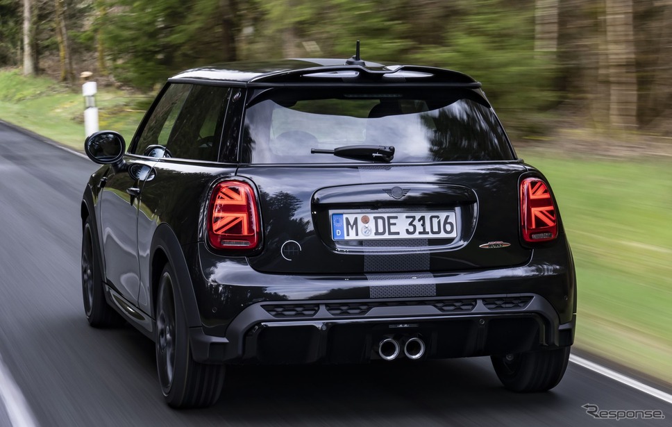 MINI 3ドアハッチバック JCW(ジョン・クーパー・ワークス)の「1to6 エディション」《photo by MINI》