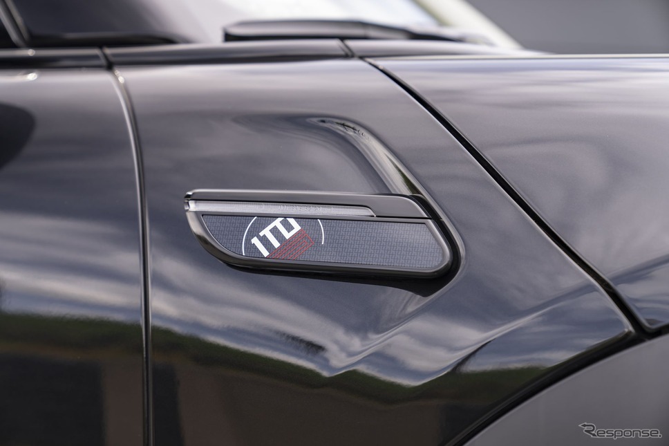 MINI 3ドアハッチバック JCW(ジョン・クーパー・ワークス)の「1to6 エディション」《photo by MINI》