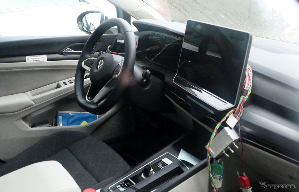 VW ゴルフ GTE 改良新型プロトタイプ(スクープ写真)《APOLLO NEWS SERVICE》