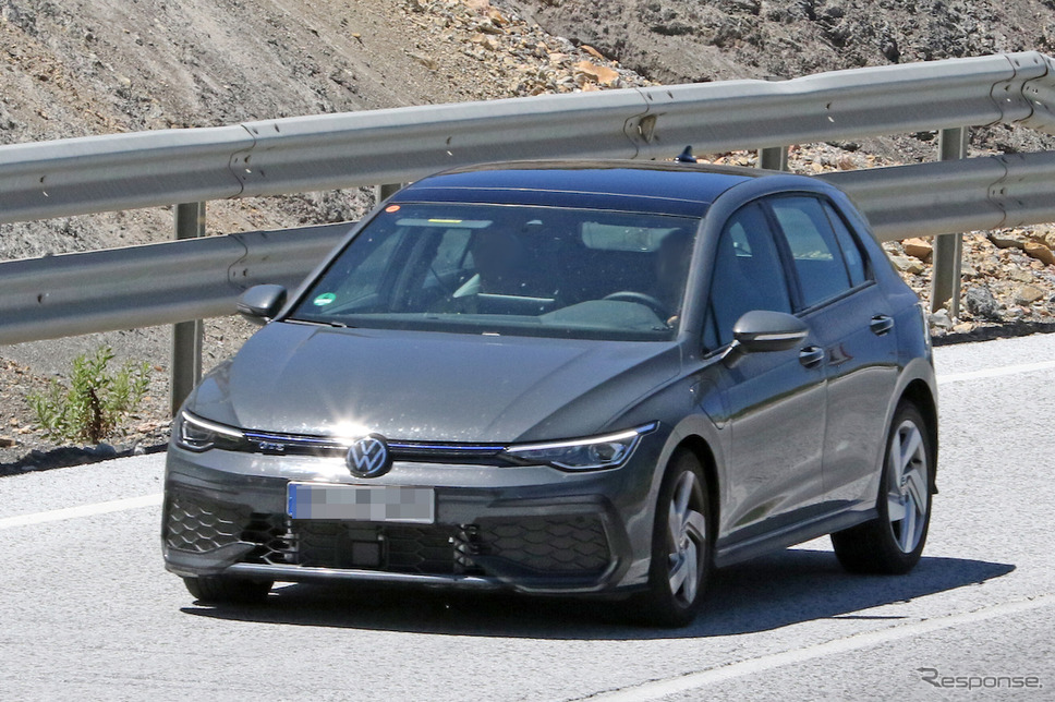VW ゴルフ GTE 改良新型プロトタイプ(スクープ写真)《APOLLO NEWS SERVICE》